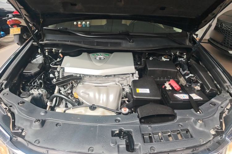 Used Toyota Camry 2016 2.0G 10th Anniversary Leading Edition Engine Bay