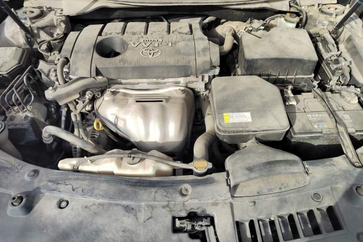 Used Toyota Camry 2016 2.5G 10th Anniversary Deluxe Navigation Edition Engine Bay