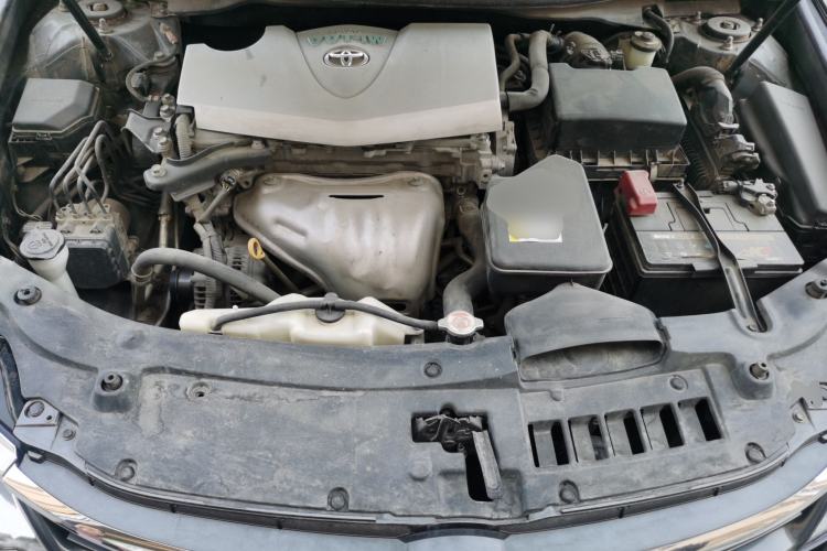 Used Toyota Camry 2016 2.0G 10th Anniversary Leading Edition Engine Bay