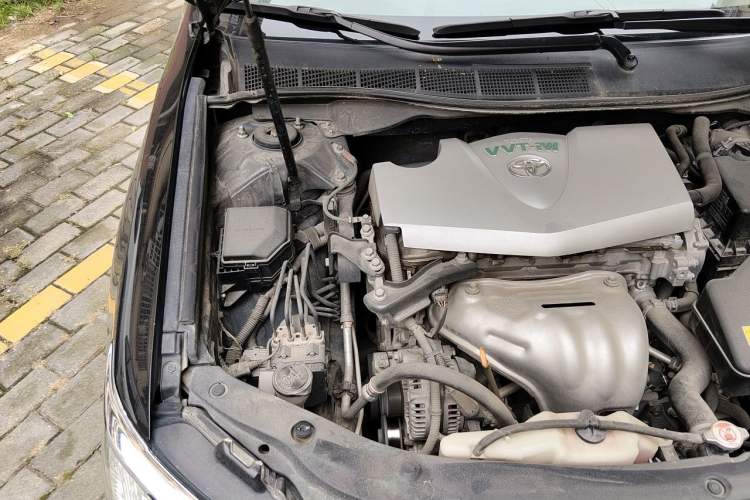 Used Toyota Camry 2016 2.0G 10th Anniversary Leading Edition Engine Bay Right