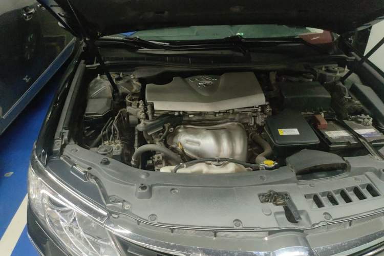 Used Toyota Camry 2016 2.0G 10th Anniversary Leading Edition Engine Bay Right