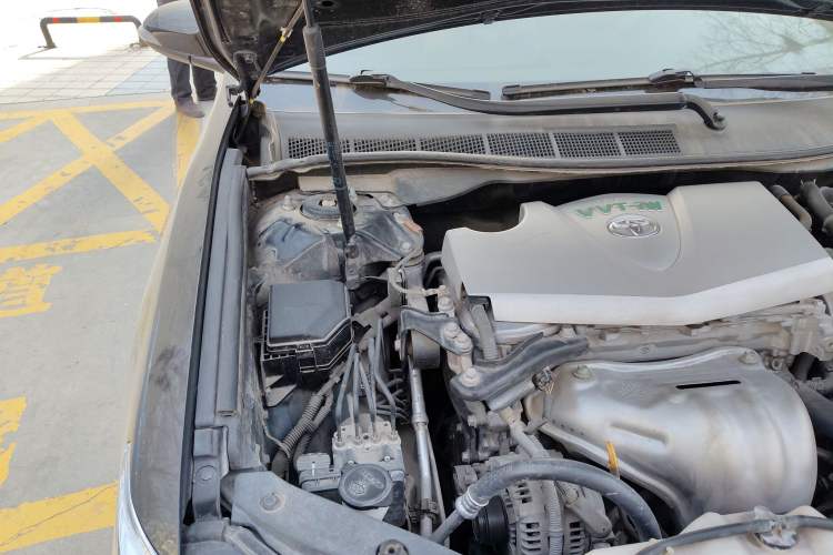 Used Toyota Camry 2016 2.0G 10th Anniversary Leading Edition Engine Bay Right