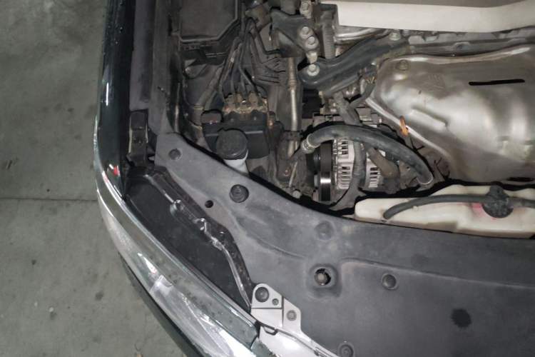Used Toyota Camry 2016 2.0G 10th Anniversary Leading Edition Engine Bay Right