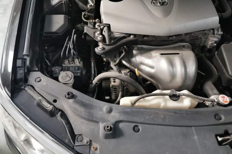 Used Toyota Camry 2016 2.0G 10th Anniversary Leading Edition Engine Bay Right