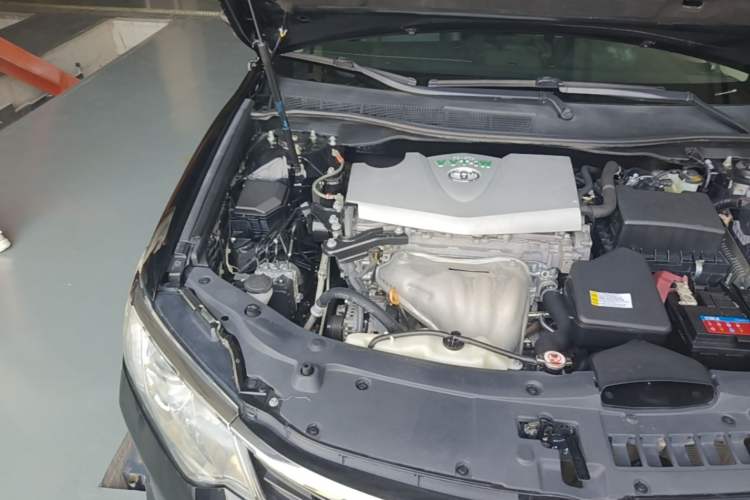 Used Toyota Camry 2016 2.0G 10th Anniversary Leading Edition Engine Bay Right
