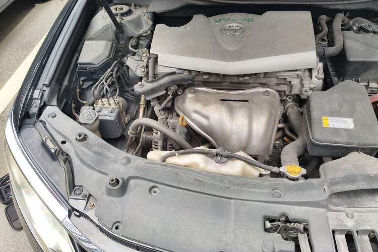 Used Toyota Camry 2016 2.0G 10th Anniversary Leading Edition Engine Bay Right