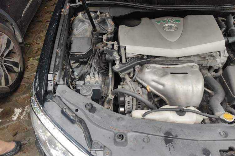 Used Toyota Camry 2016 2.0E 10th Anniversary Elite Edition Engine Bay Right