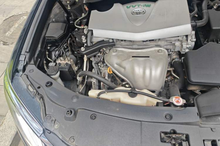 Used Toyota Camry 2016 2.0G 10th Anniversary Leading Edition Engine Bay Right