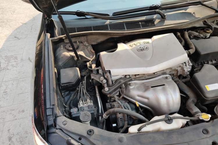 Used Toyota Camry 2016 2.0G 10th Anniversary Leading Edition Engine Bay Right