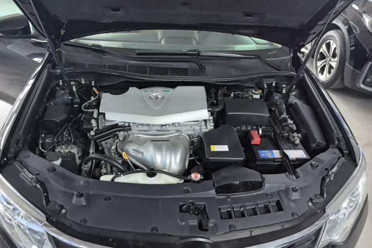 Used Toyota Camry 2016 2.0G 10th Anniversary Leading Edition Engine Bay