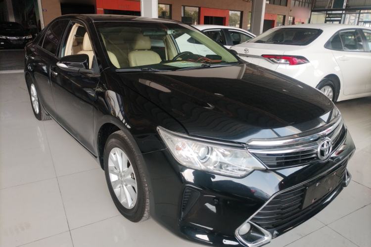 Used Toyota Camry 2016 2.0G 10th Anniversary Leading Edition Exterior 1