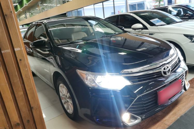 Used Toyota Camry 2016 2.0G 10th Anniversary Leading Edition Exterior 1