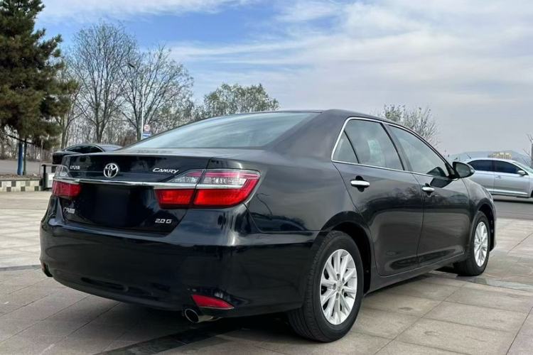 Used Toyota Camry 2016 2.0G 10th Anniversary Leading Edition Exterior 1