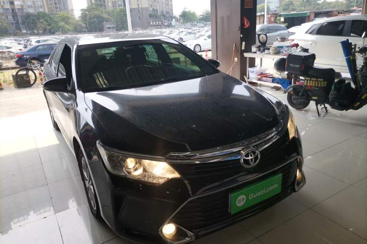 Used Toyota Camry 2016 2.0G 10th Anniversary Leading Edition Exterior 1