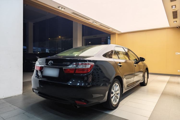 Used Toyota Camry 2016 2.0E 10th Anniversary Elite Edition Exterior 1