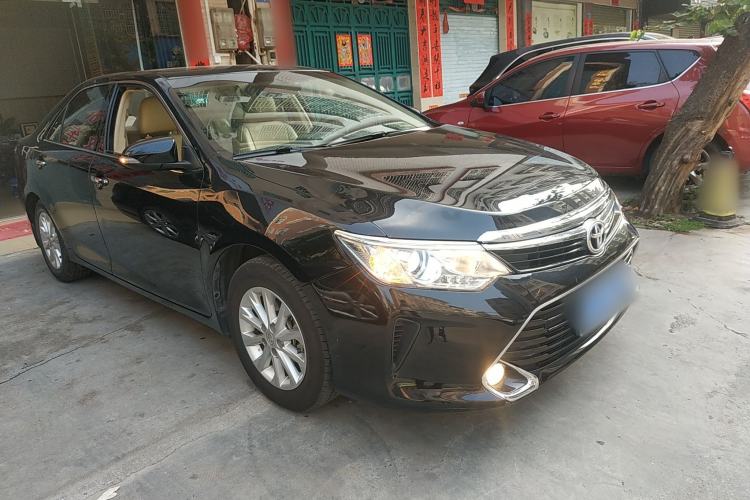 Used Toyota Camry 2016 2.0G 10th Anniversary Leading Edition Exterior 1