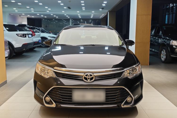 Used Toyota Camry 2016 2.0E 10th Anniversary Elite Edition Exterior 11