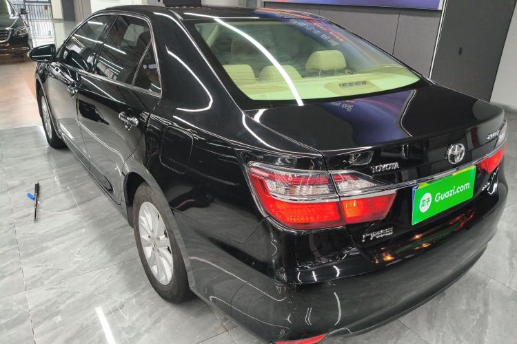 Used Toyota Camry 2016 2.0G 10th Anniversary Leading Edition Exterior 2