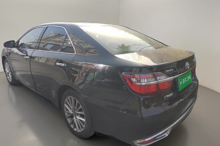 Used Toyota Camry 2016 2.5G 10th Anniversary Deluxe Navigation Edition Exterior 2