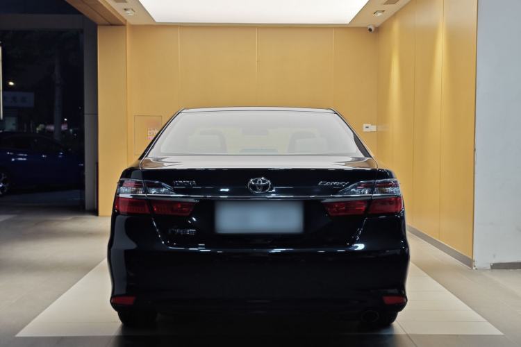 Used Toyota Camry 2016 2.0E 10th Anniversary Elite Edition Exterior 2
