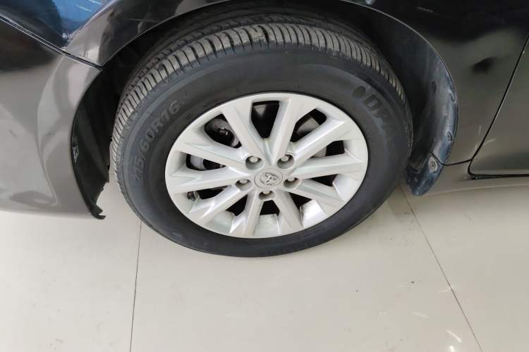 Used Toyota Camry 2016 2.0G 10th Anniversary Leading Edition Exterior 3