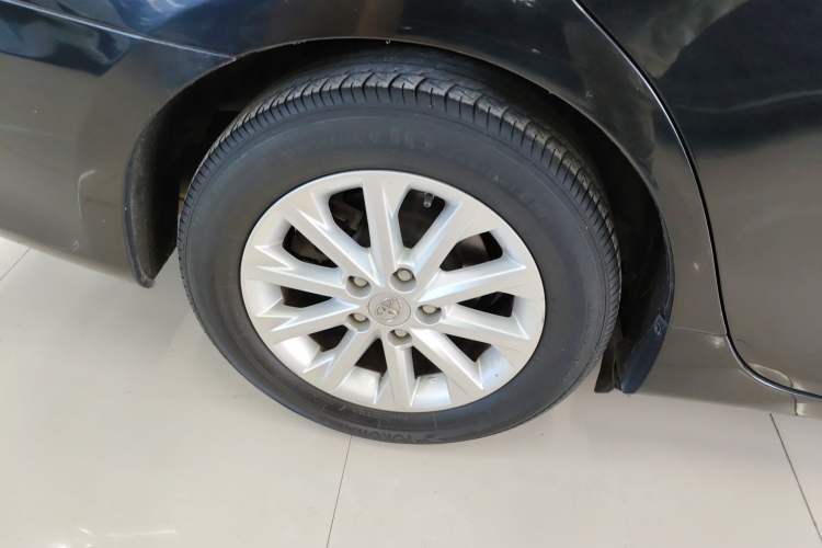 Used Toyota Camry 2016 2.0G 10th Anniversary Leading Edition Exterior 4