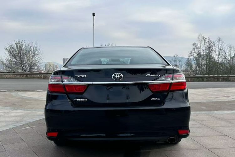 Used Toyota Camry 2016 2.0G 10th Anniversary Leading Edition Exterior 4