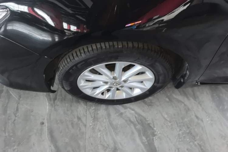 Used Toyota Camry 2016 2.0G 10th Anniversary Leading Edition Exterior 4