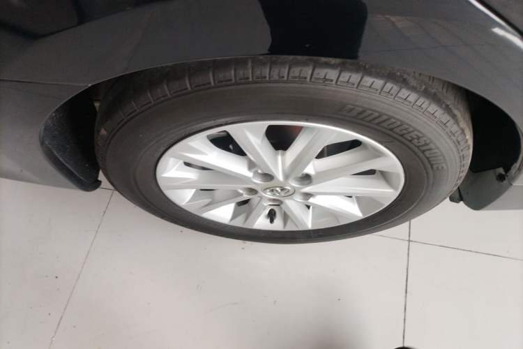 Used Toyota Camry 2016 2.0G 10th Anniversary Leading Edition Exterior 5
