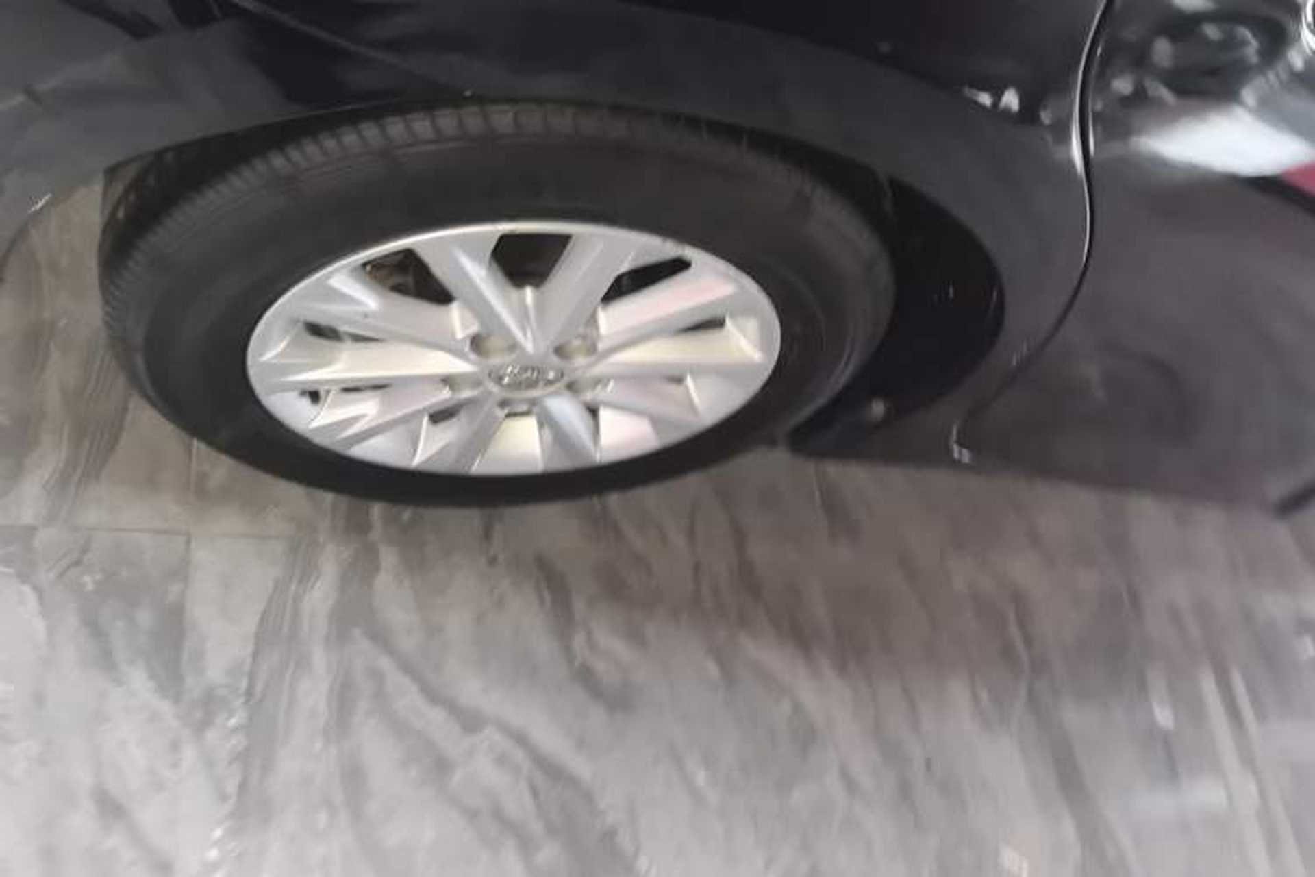 Used Toyota Camry 2016 2.0G 10th Anniversary Leading Edition Exterior 5