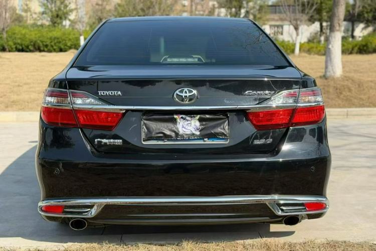 Used Toyota Camry 2016 2.5G 10th Anniversary Deluxe Navigation Edition Exterior 5