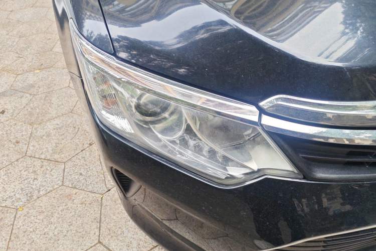 Used Toyota Camry 2016 2.0G 10th Anniversary Leading Edition Exterior 6