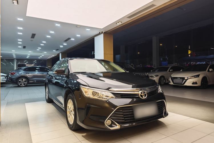 Used Toyota Camry 2016 2.0E 10th Anniversary Elite Edition Exterior 7