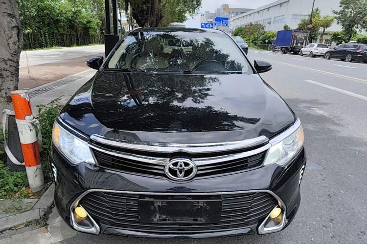 Used Toyota Camry 2016 2.0G 10th Anniversary Leading Edition Front