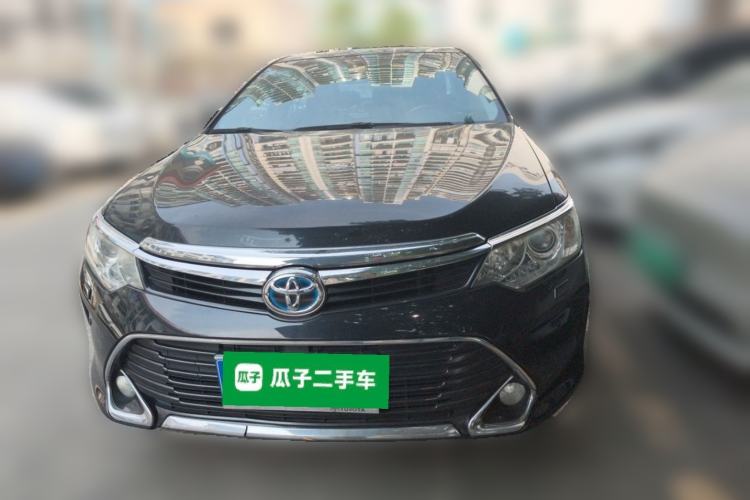 Used Toyota Camry 2016 Dual-Engine 2.5 HG 10th Anniversary Deluxe Navigation Edition Front
