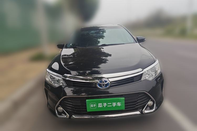 Used Toyota Camry 2016 Dual-Engine 2.5 HG 10th Anniversary Deluxe Navigation Edition Front