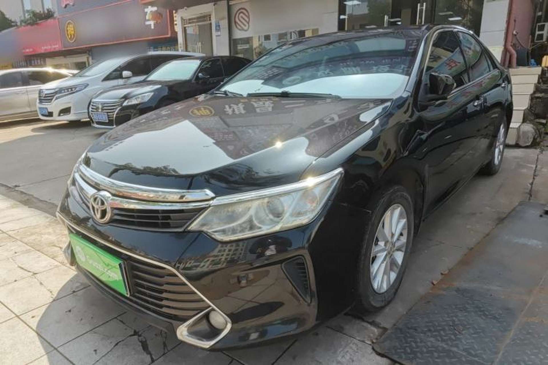 Used Toyota Camry 2016 2.0G 10th Anniversary Leading Edition Front Left 45 Deg