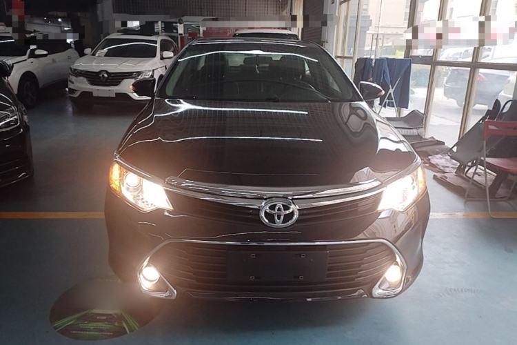 Used Toyota Camry 2016 2.0G 10th Anniversary Leading Edition Front