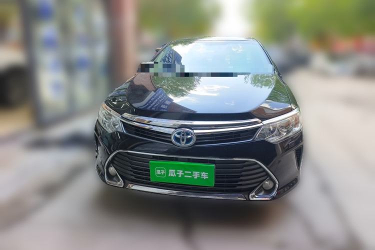 Used Toyota Camry 2016 Dual-Engine 2.5 HG 10th Anniversary Deluxe Navigation Edition Front