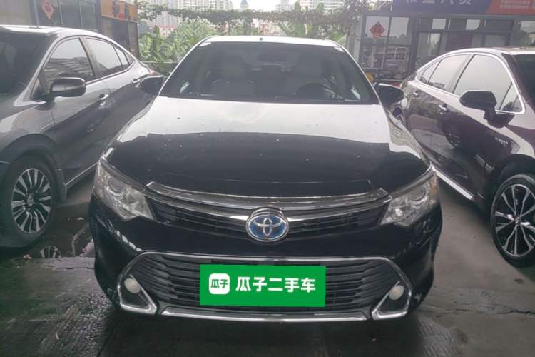 Used Toyota Camry 2016 Dual-Engine 2.5 HG 10th Anniversary Deluxe Navigation Edition Front
