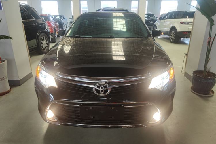 Used Toyota Camry 2016 2.5G 10th Anniversary Deluxe Navigation Edition Front