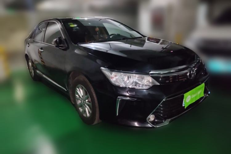 Used Toyota Camry 2016 2.0G 10th Anniversary Luxury Edition Front Right 45 Deg