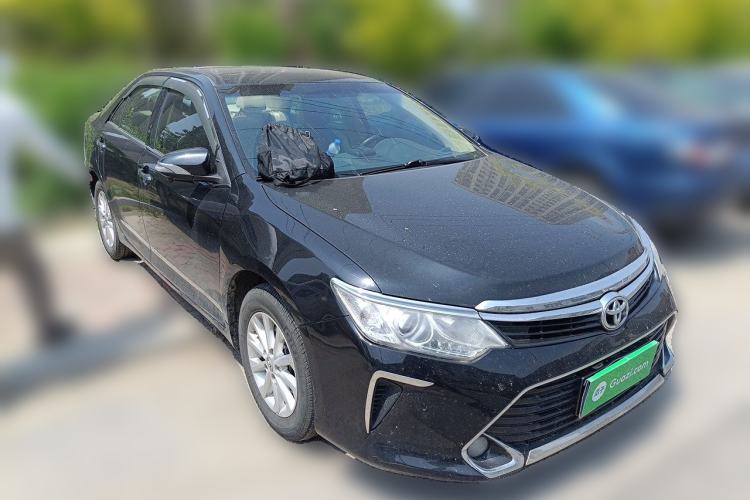 Used Toyota Camry 2016 2.0G 10th Anniversary Leading Edition Front Right 45 Deg