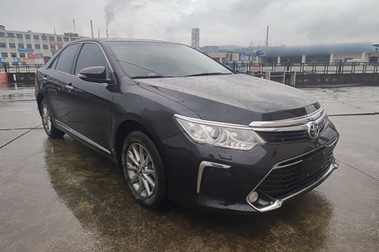 Used Toyota Camry 2016 2.0G 10th Anniversary Luxury Edition Front Right 45 Deg