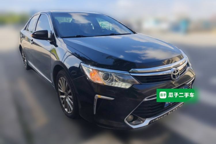 Used Toyota Camry 2016 2.5G 10th Anniversary Deluxe Navigation Edition Front Right 45 Deg