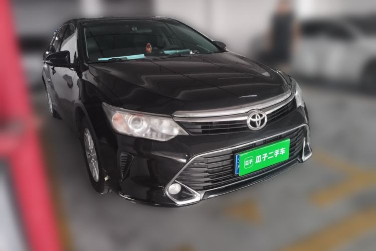 Used Toyota Camry 2016 2.0G 10th Anniversary Leading Edition Front Right 45 Deg