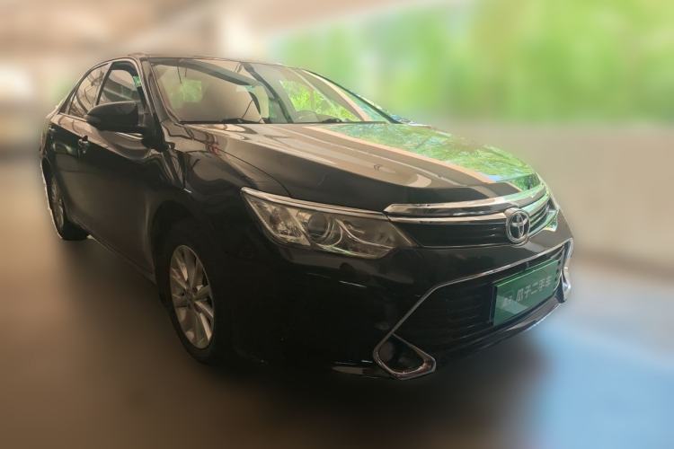 Used Toyota Camry 2016 2.0G 10th Anniversary Leading Edition Front Right 45 Deg