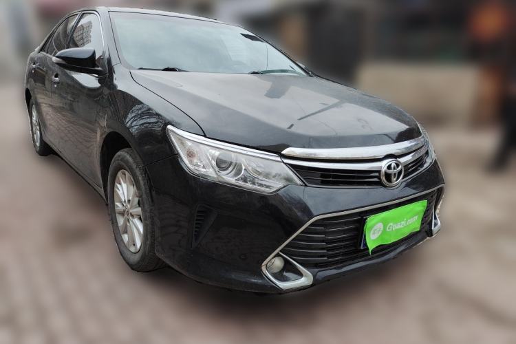 Used Toyota Camry 2016 2.0G 10th Anniversary Leading Edition Front Right 45 Deg