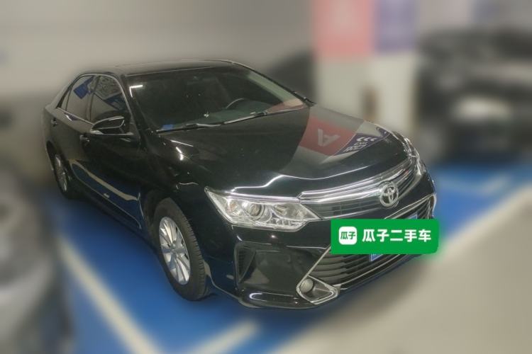 Used Toyota Camry 2016 2.0G 10th Anniversary Leading Edition Front Right 45 Deg