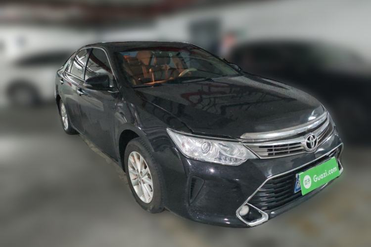 Used Toyota Camry 2016 2.0G 10th Anniversary Leading Edition Front Right 45 Deg
